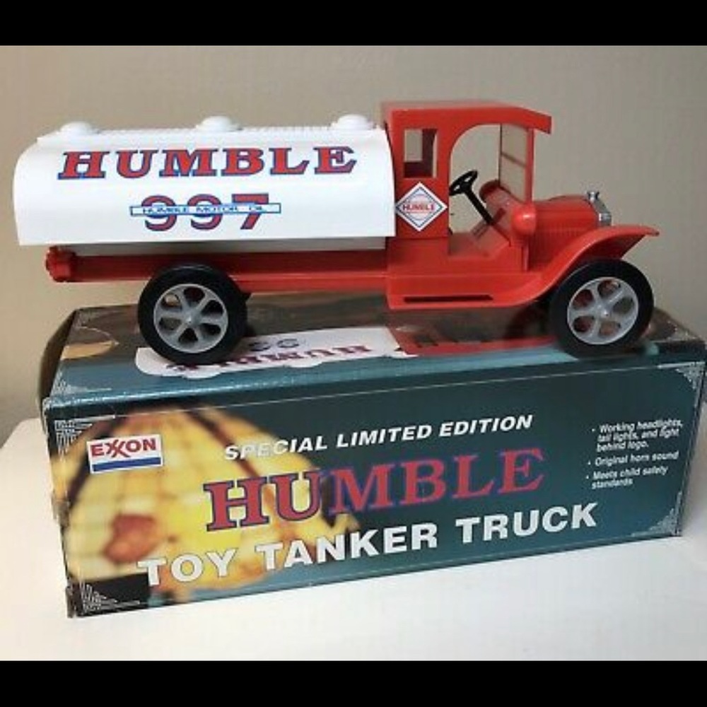 Exxon Humble 997 Toy Tanker Truck -  2nd in series - NEW in original box